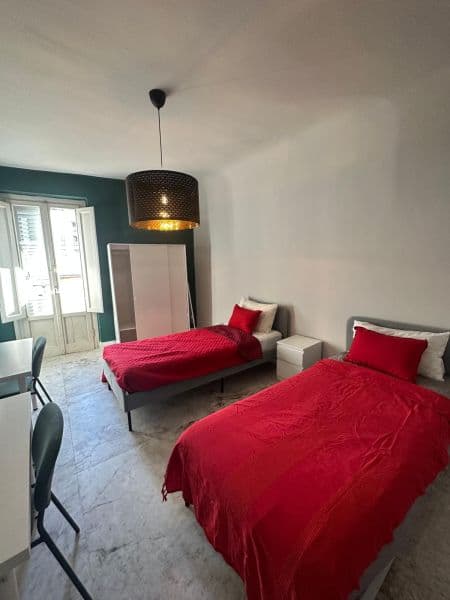 Shared room in Florence