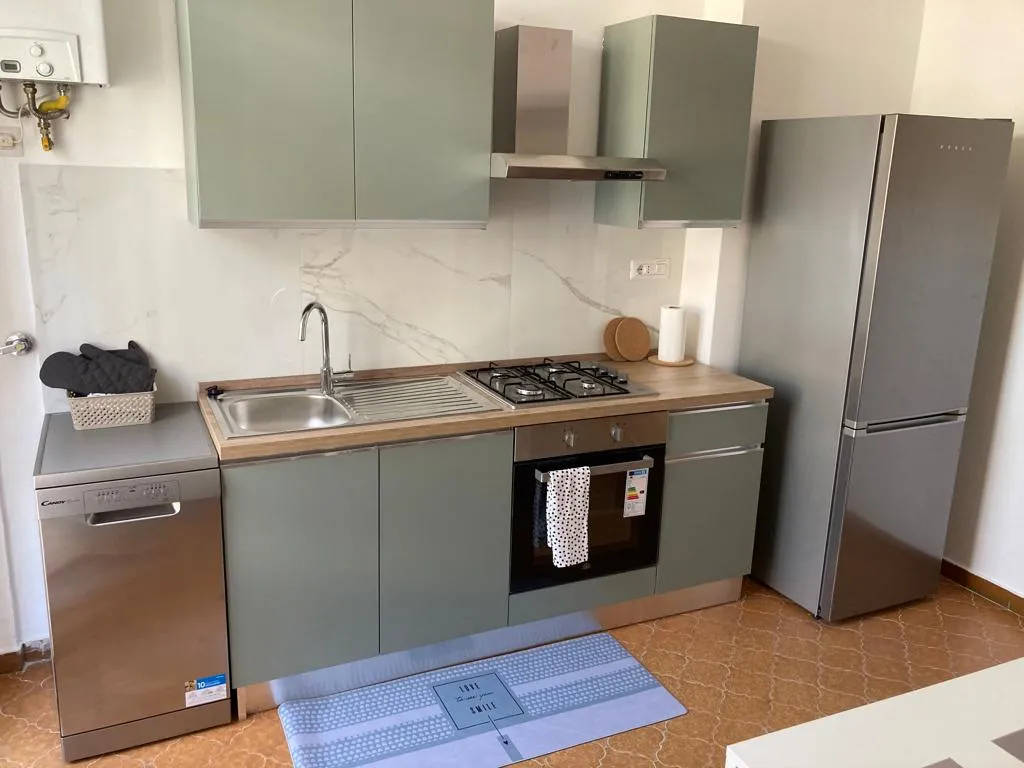 Kitchen 1