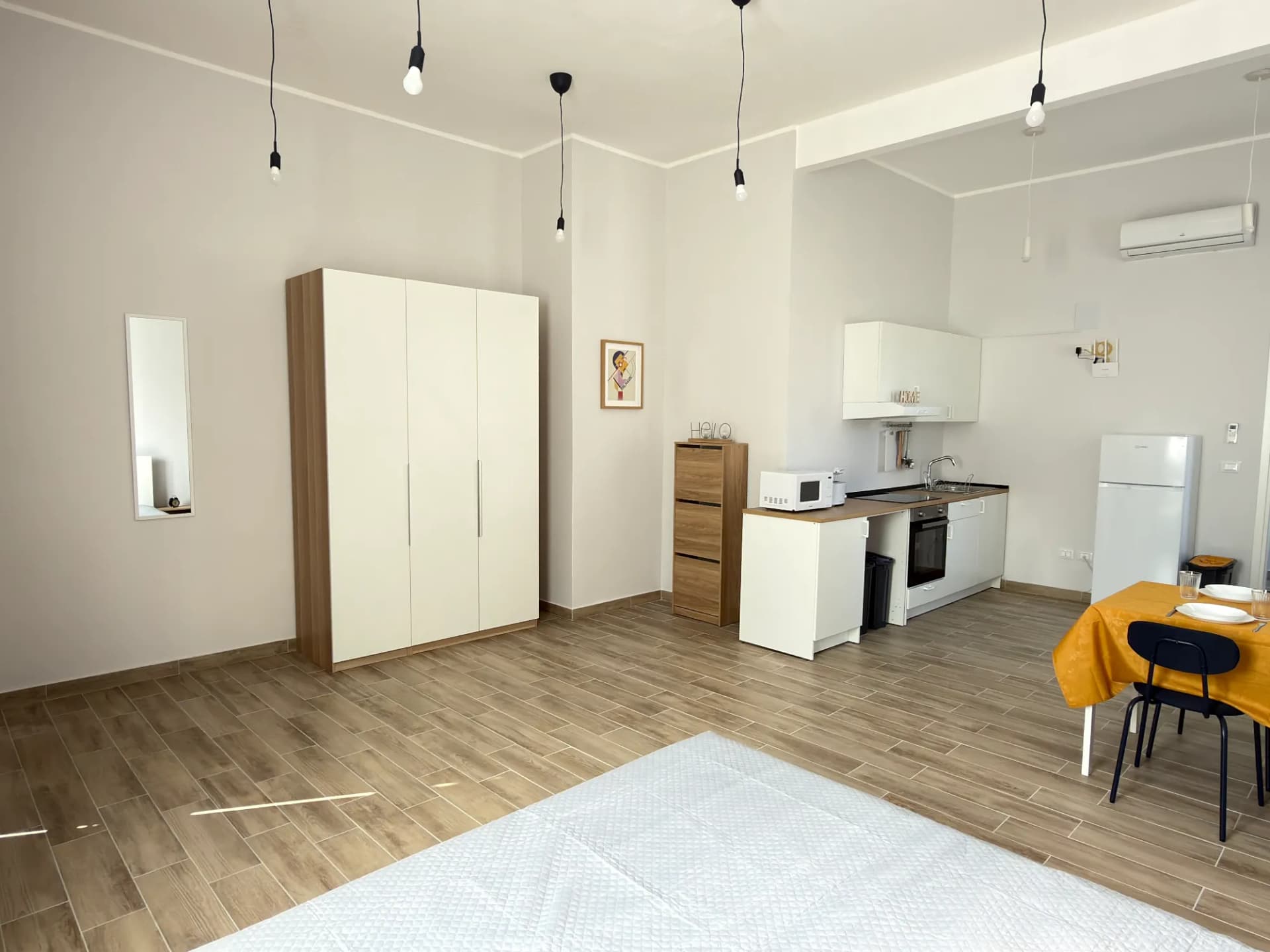 Room 15 2