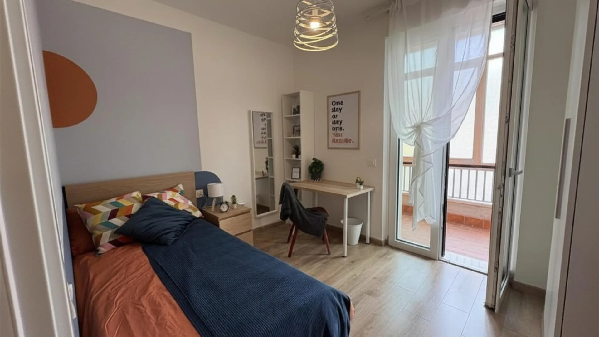 Private room in Milan photo 3