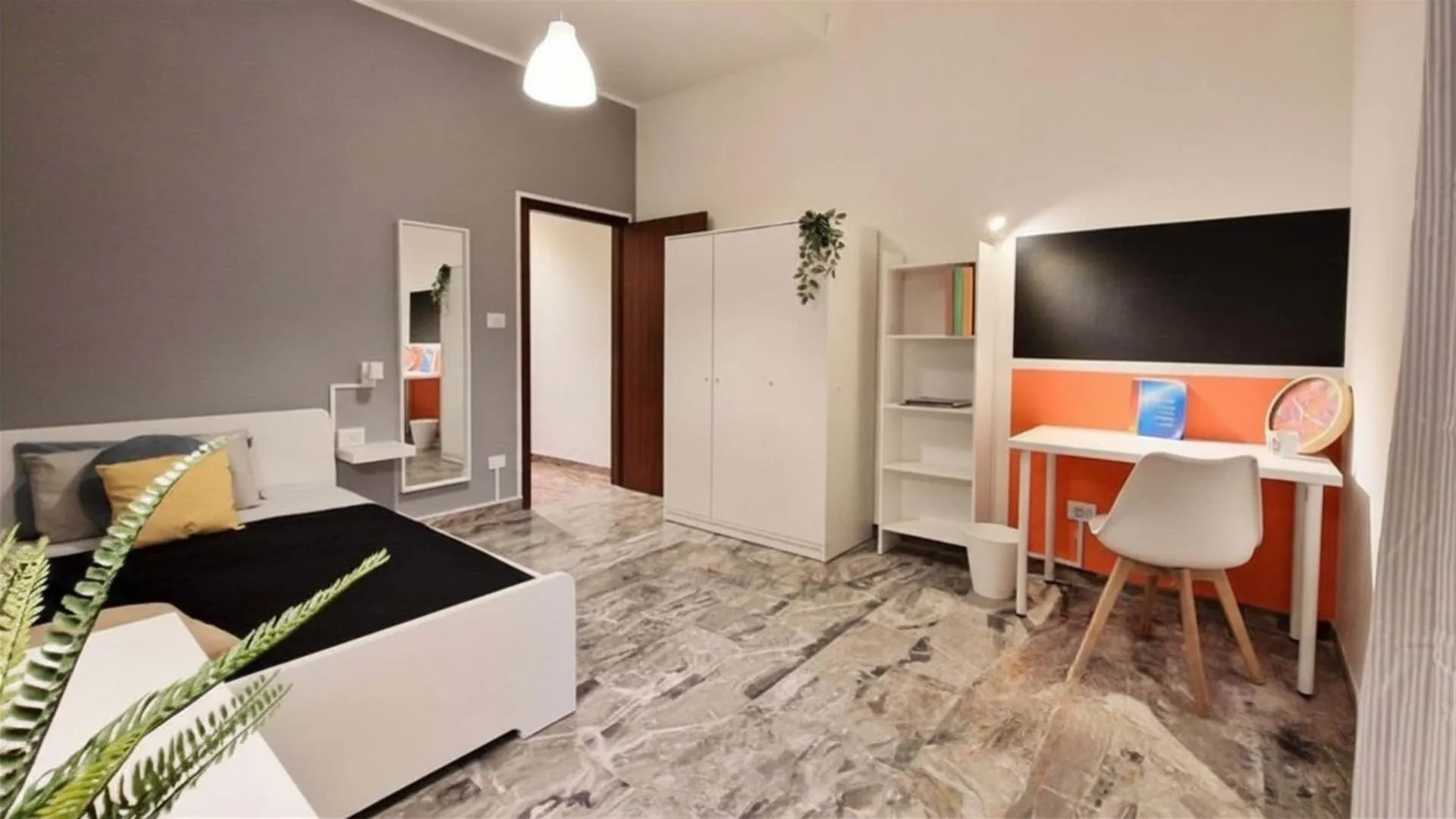Private room in Bologna photo 4